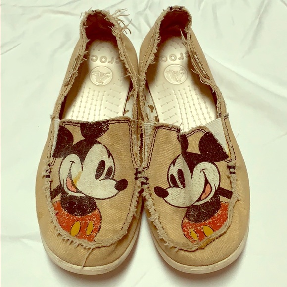 CROCS Shoes - Crocs Mickey Mouse - size 8